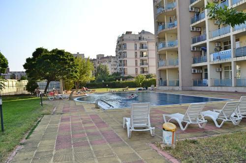 Semiramida Garden Apartment Eh