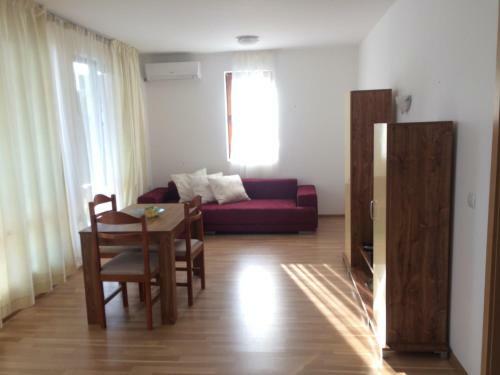 Solar Apartments In Diamond Bay