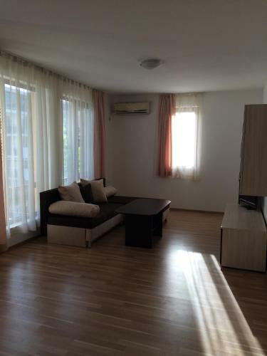 Solar Apartments In Diamond Bay