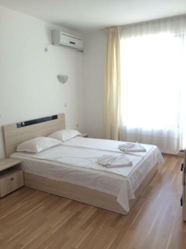 Solar Apartments In Diamond Bay