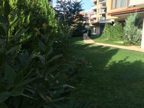 Solar Apartments In Diamond Bay