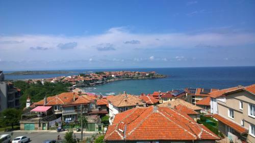 Hostal Elinor Guest House