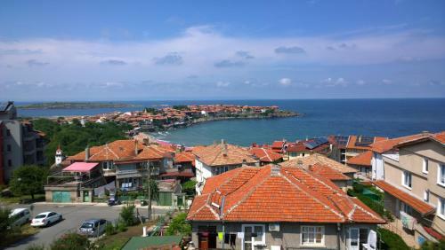 Hostal Elinor Guest House