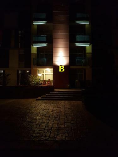 Elite 4 Sunray Apartments
