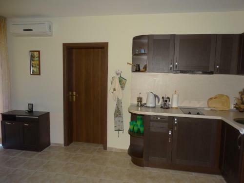 Aparthotel Chateau Del Marina Apart Complex