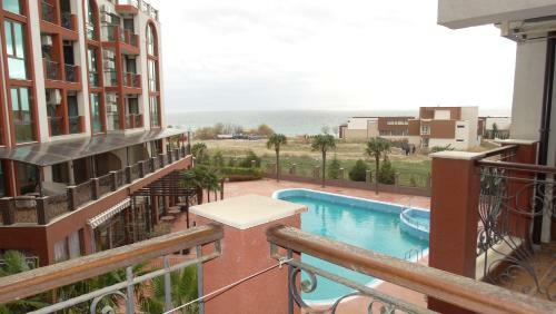 Aparthotel Chateau Del Marina Apart Complex