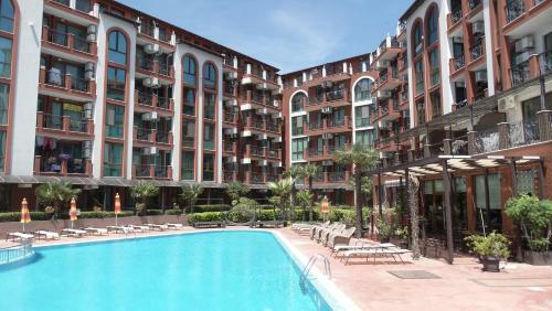 Aparthotel Chateau Del Marina Apart Complex