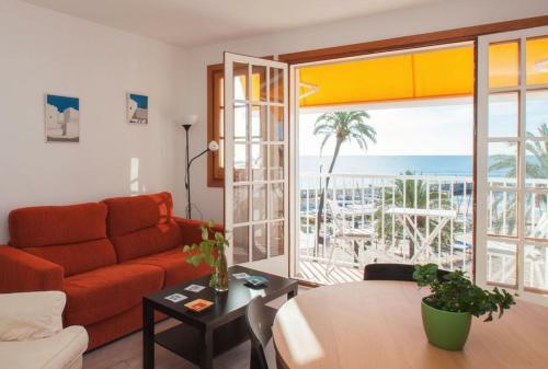 Sunny Apartments
