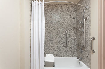 Hotel Days Inn South