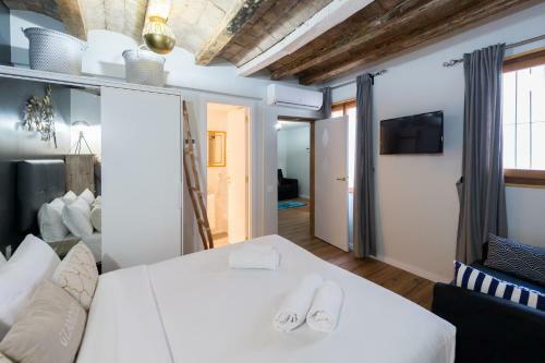 Apartamento En Ferran By The Streets
