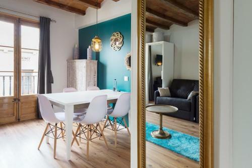Apartamento En Ferran By The Streets