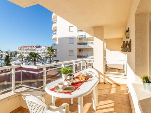Apartment Club N�utic.9
