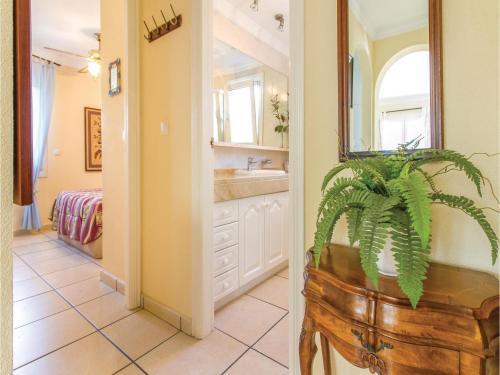 Holiday Home Calle Riu Girona, Nr.