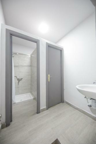 Hostal Factory Rooms Tarifa