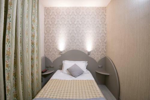 Marchi Hotel