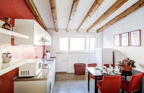 Porta Venezia Halldis Apartments