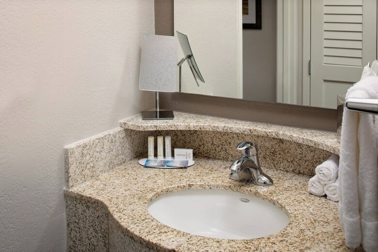 Hotel Courtyard By Marriott Houston Westchase