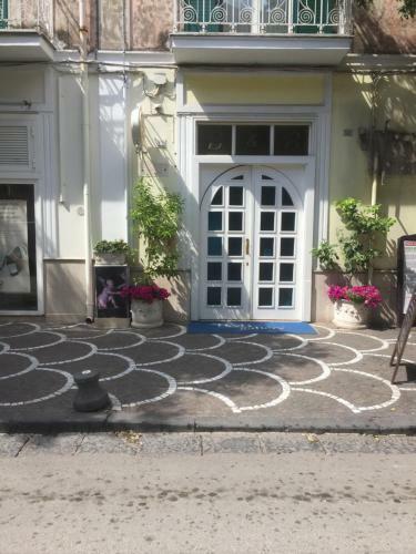 B&B Gallery