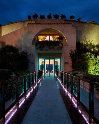 Hotel L'ea Bianca Luxury Resort