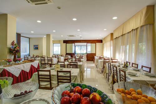 Hotel Deanna