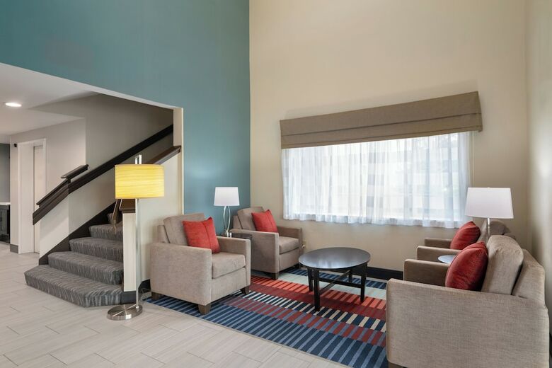 Garner Hotel Londonderry - Manchester By Ihg