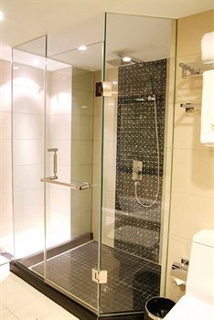 Royal Court Hotel Shanghai