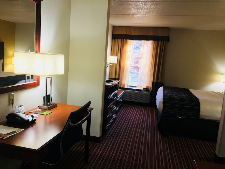 Hotel Comfort Suites Alpharetta