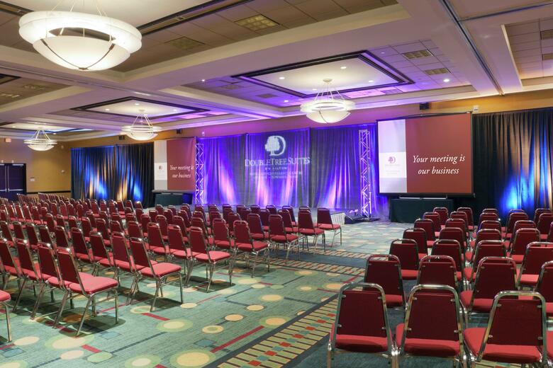 Hotel Doubletree Guests Suites & Conference Center