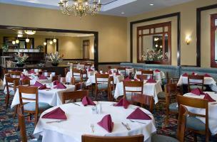 Hotel Doubletree Guests Suites & Conference Center