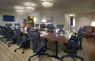 Hotel Doubletree Guests Suites & Conference Center