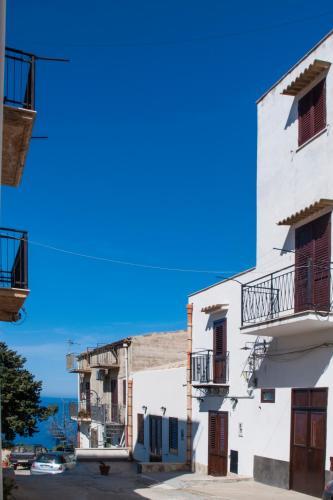 Cialoma Home Holiday