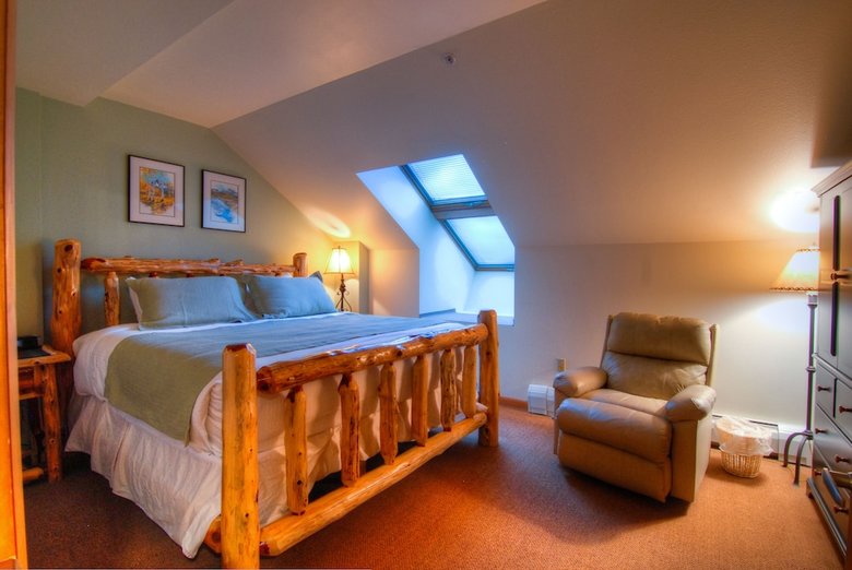 Hotel Zephyr Mountain Lodge
