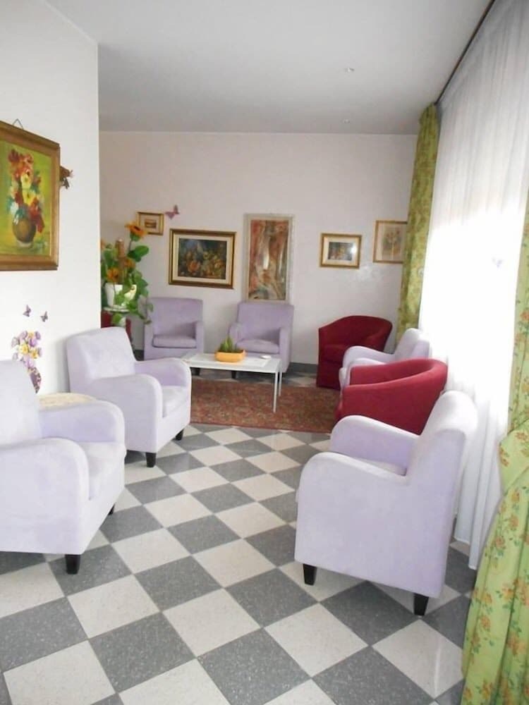Hotel Gina