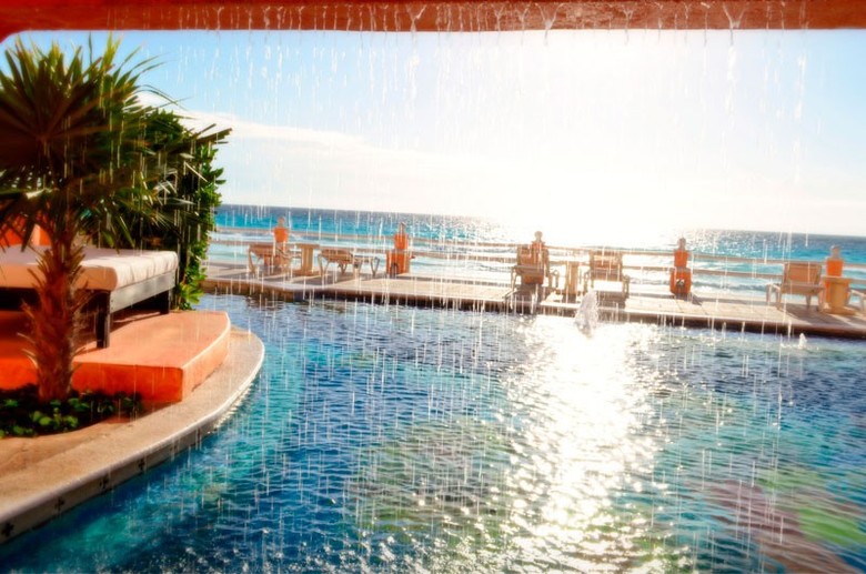 Hotel Mia Cancun Resort