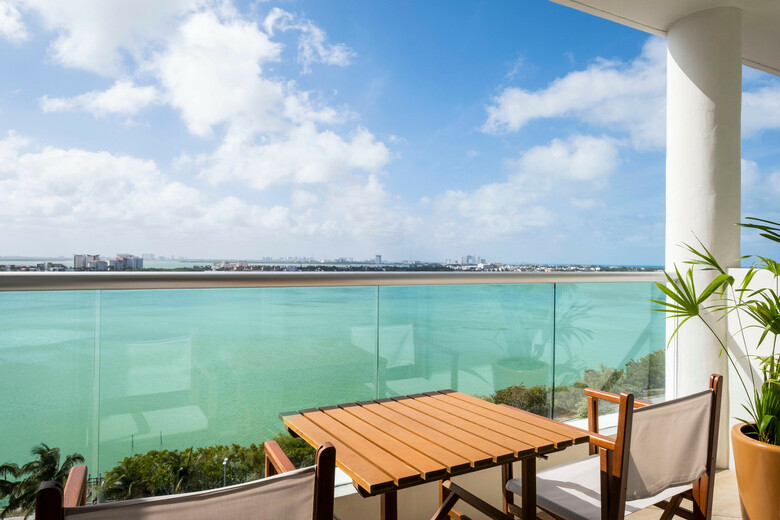 Hotel Nyx Cancun (Ex Avalon Grand Cancun)