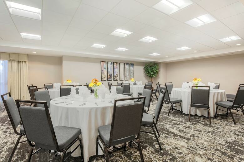 Hotel Hilton Garden Inn Melville