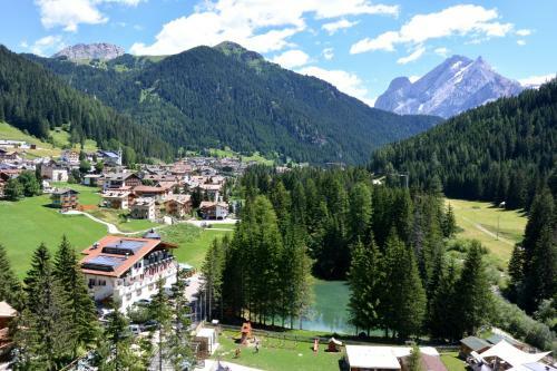 Albergo Hotel Chalet Pineta