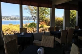 Waldport Beach Hotel