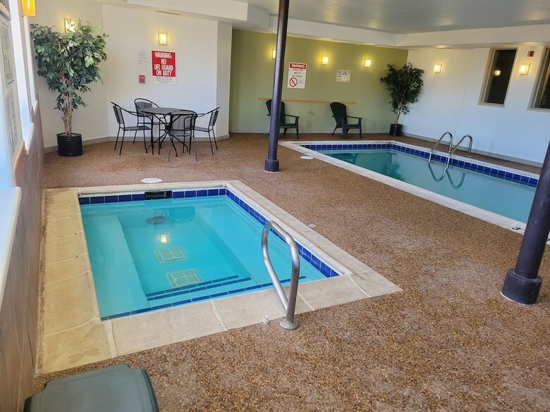 Hotel Baymont By Wyndham Pueblo