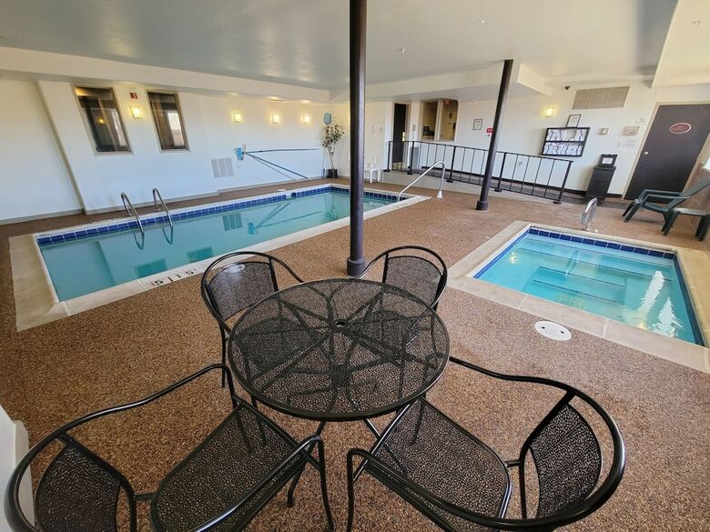Hotel Baymont By Wyndham Pueblo