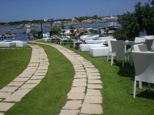 Baia De Bahas - Apartments & Resort