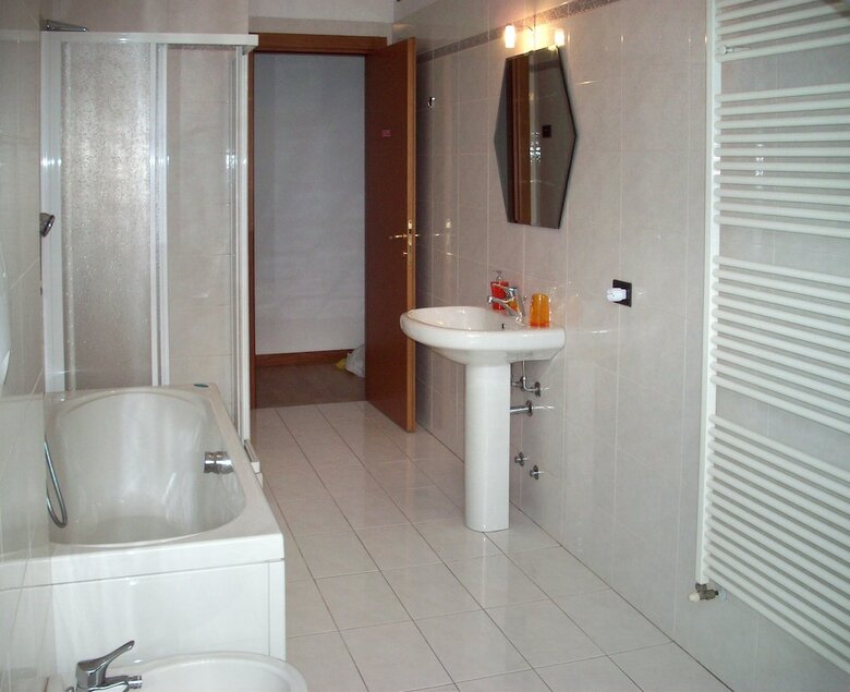 Hostal Apartment Nido Stazione