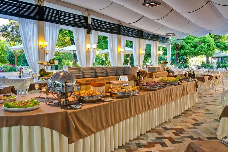 Bw Premier Collection Grand Hotel Royal