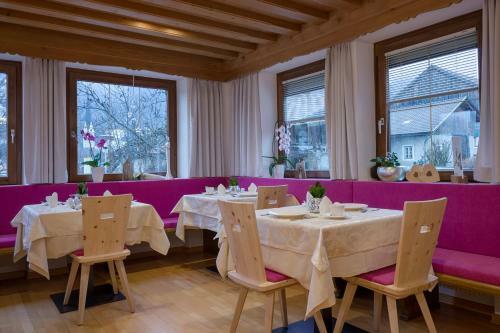 Aparthotel Garni Appartements Almrausch