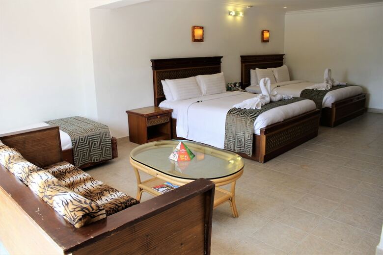 Hotel Chariot Beach Resort
