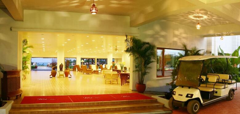 Hotel Chariot Beach Resort