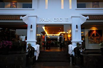 Hotel Palm Grove Resort