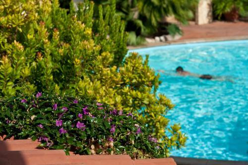 Nora Club Hotel