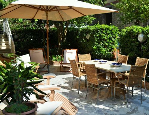Apartment Sorrento With Swimming Pool