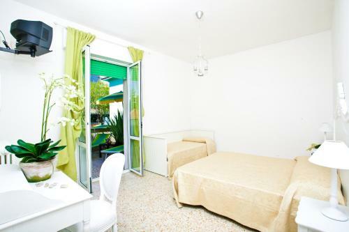 Hotel Holiday Park